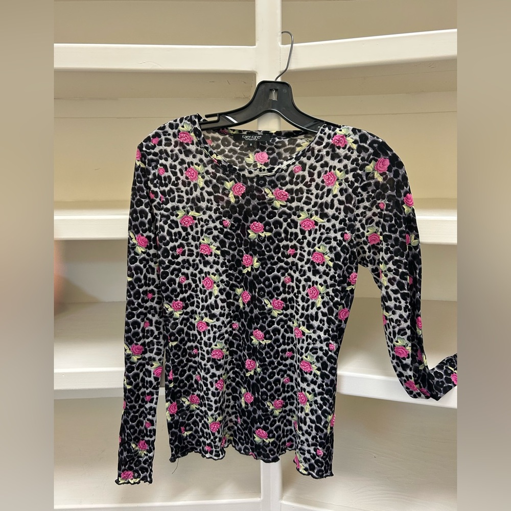 Karen Kane top